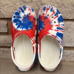 CROCS Red and Blue Patterned Loafers